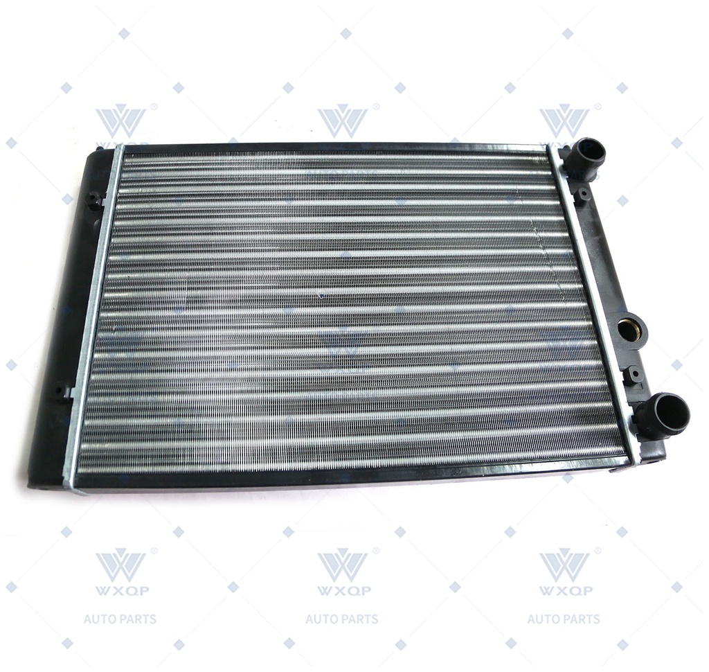 RADIATEUR  VW  GOLF3  6N0121253B